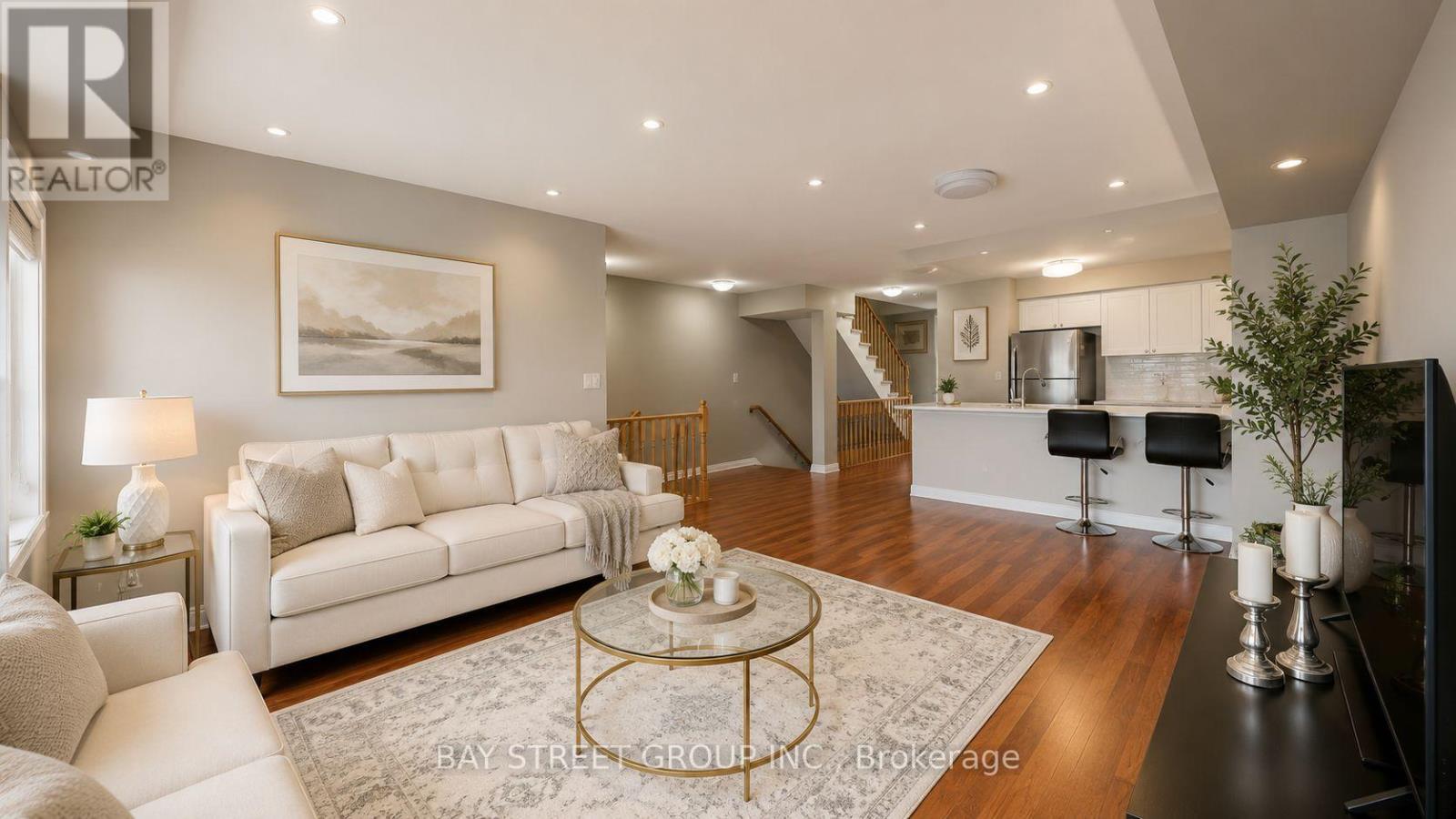 Row / Townhouse for Sale in 13 - 3975 EGLINTON AVENUE W|Mississauga (Churchill Meadows), Ontario L5M0E7 3