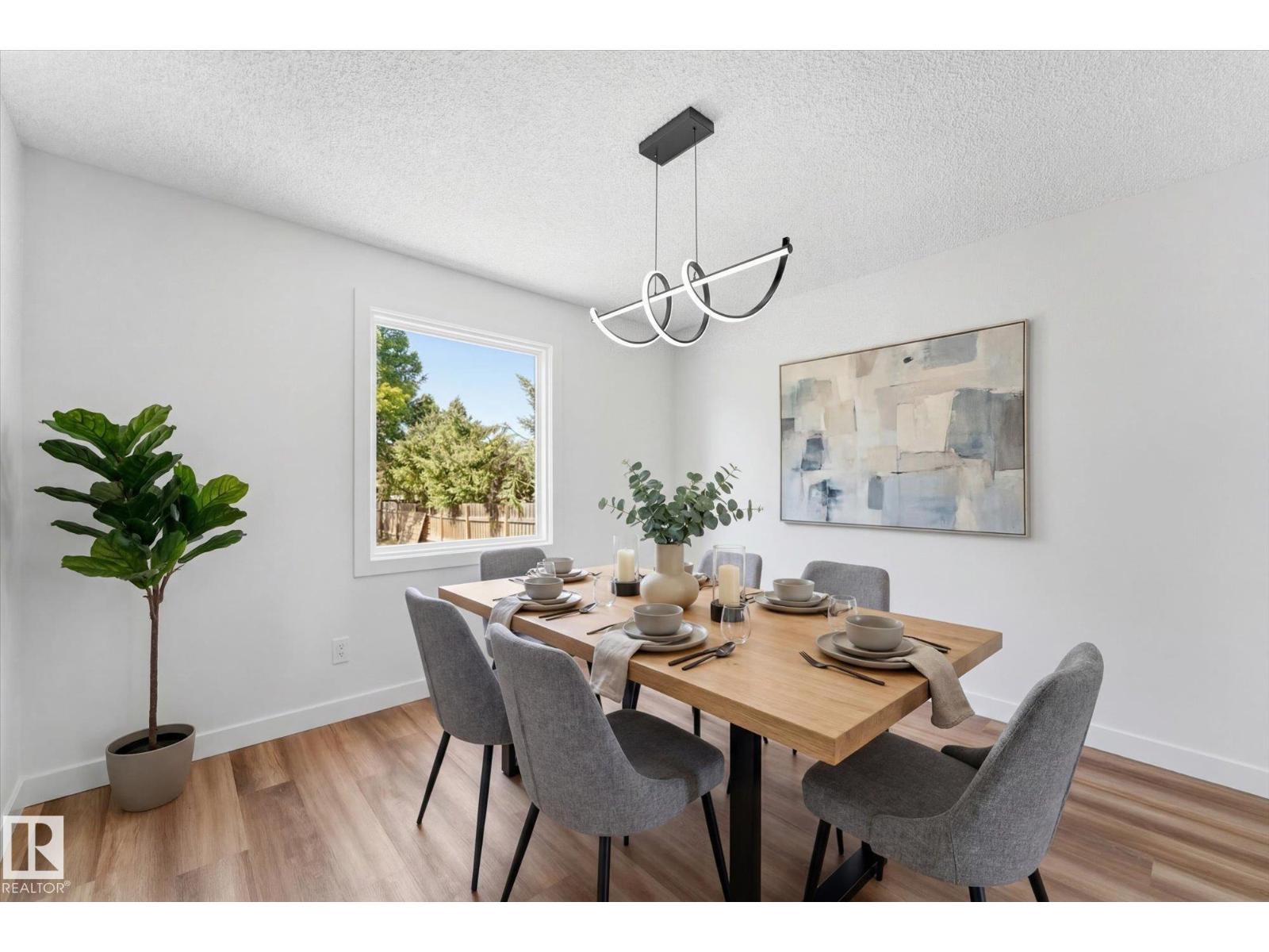 埃德蒙顿Rideau Park 4卧2卫独立屋|2034 sqft经典双层家庭住宅 - 10
