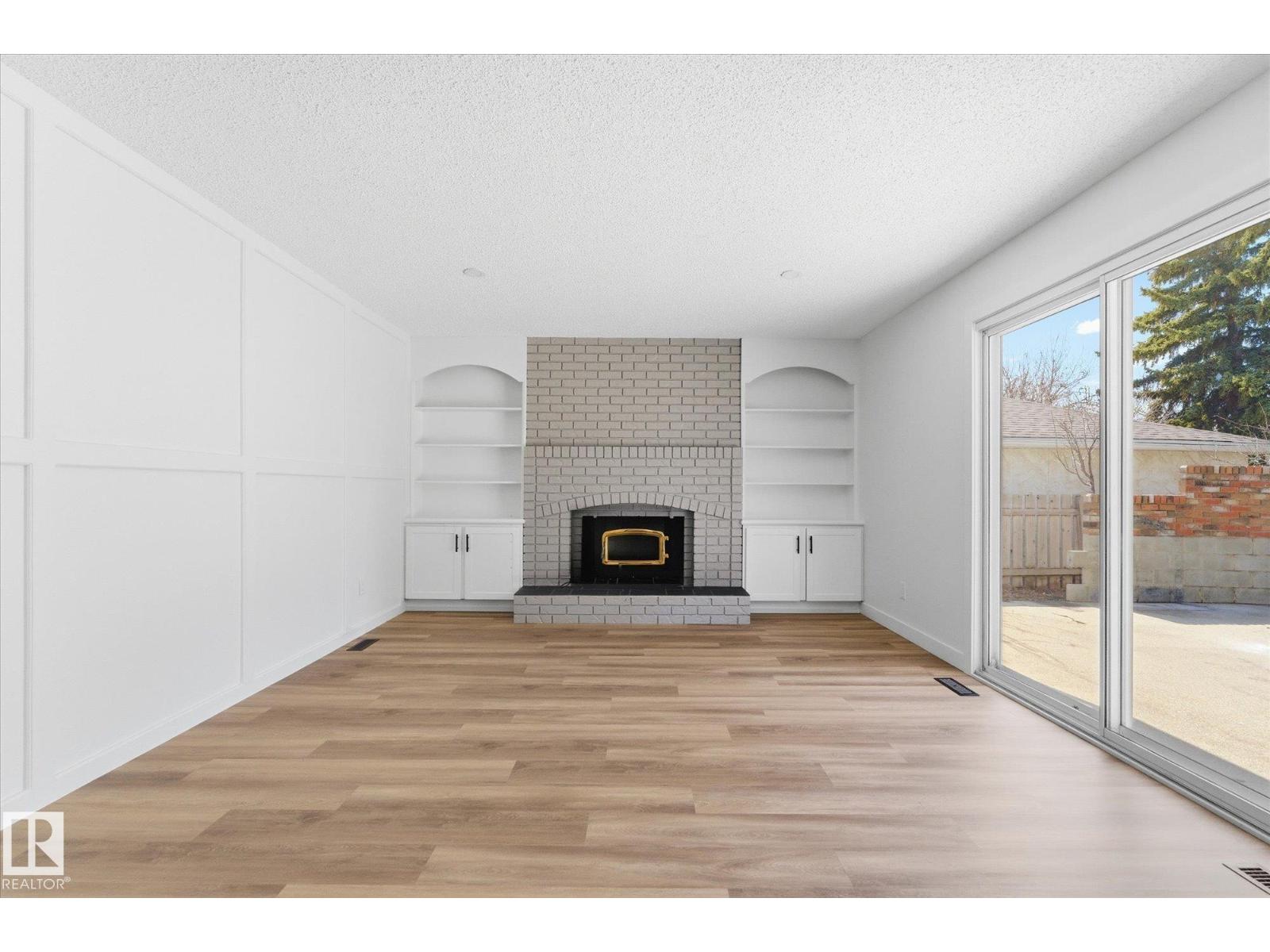 埃德蒙顿Rideau Park 4卧2卫独立屋|2034 sqft经典双层家庭住宅 - 15