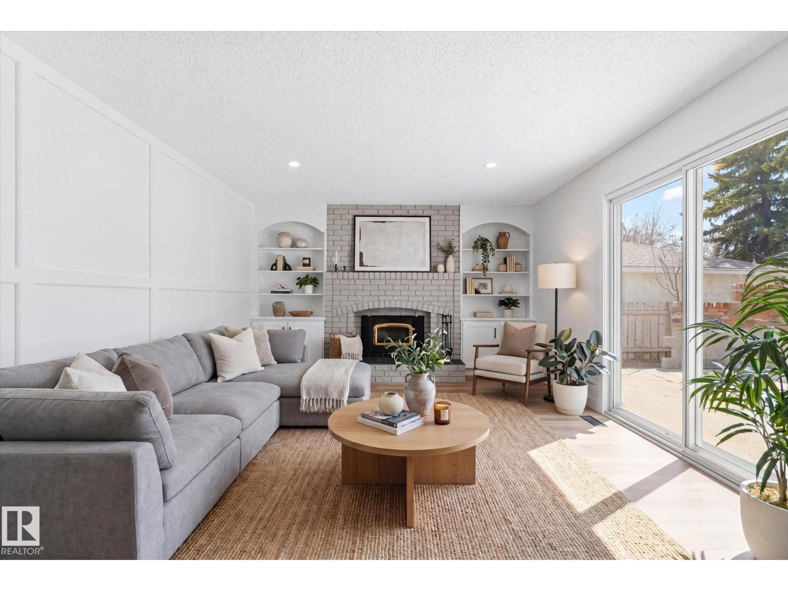 埃德蒙顿Rideau Park 4卧2卫独立屋|2034 sqft经典双层家庭住宅 - 16