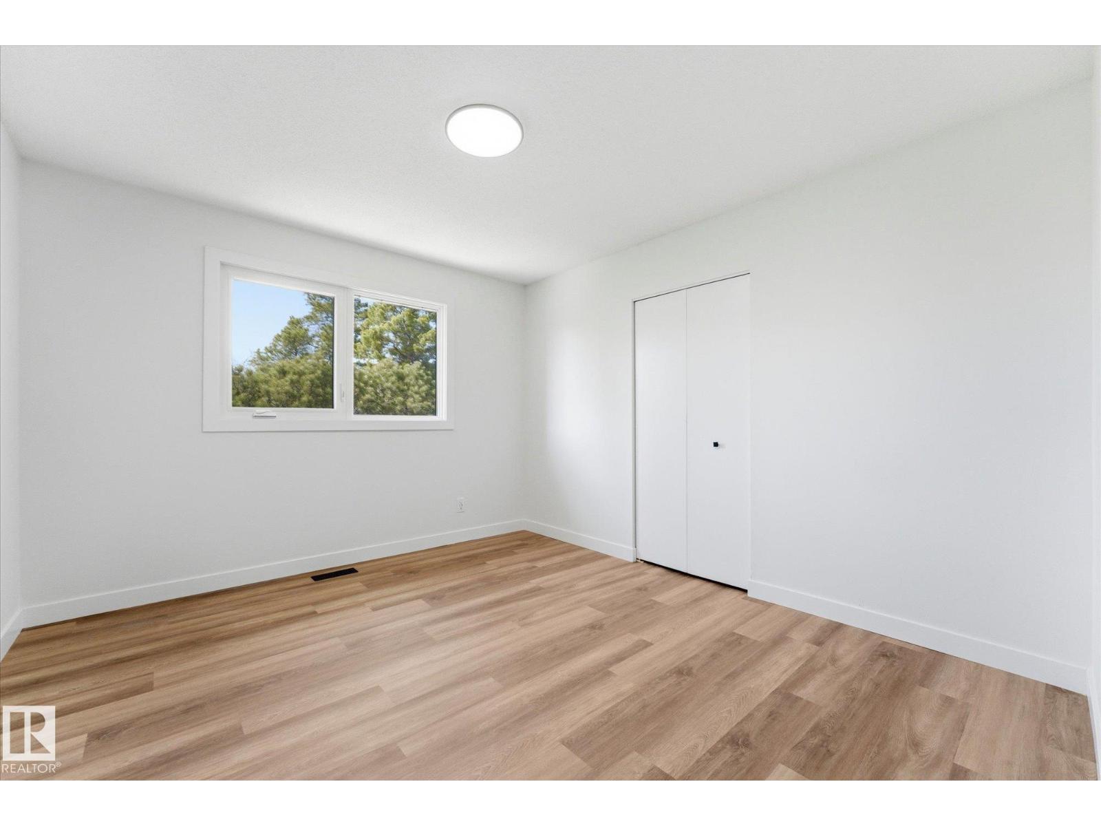 埃德蒙顿Rideau Park 4卧2卫独立屋|2034 sqft经典双层家庭住宅 - 27