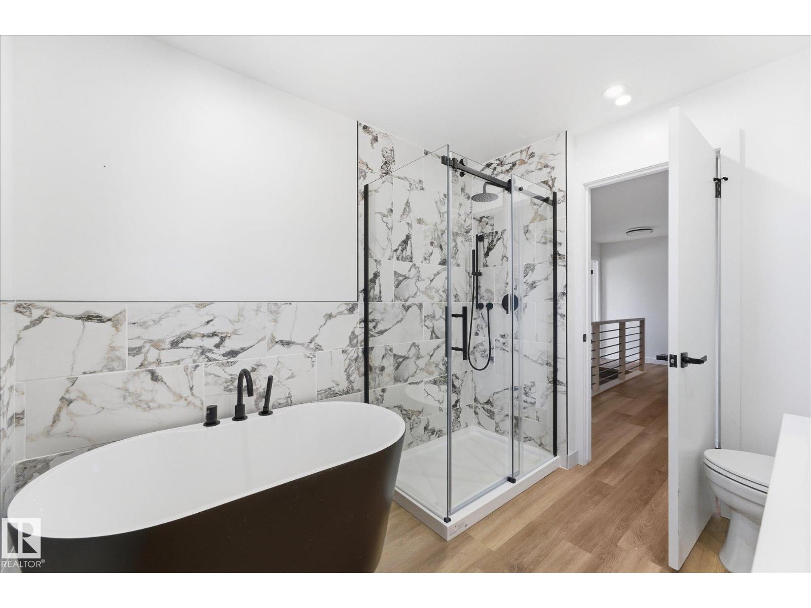 埃德蒙顿Rideau Park 4卧2卫独立屋|2034 sqft经典双层家庭住宅 - 33