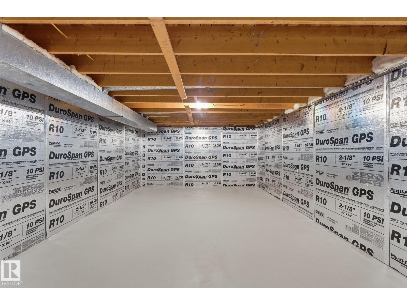 埃德蒙顿Rideau Park 4卧2卫独立屋|2034 sqft经典双层家庭住宅 - 35