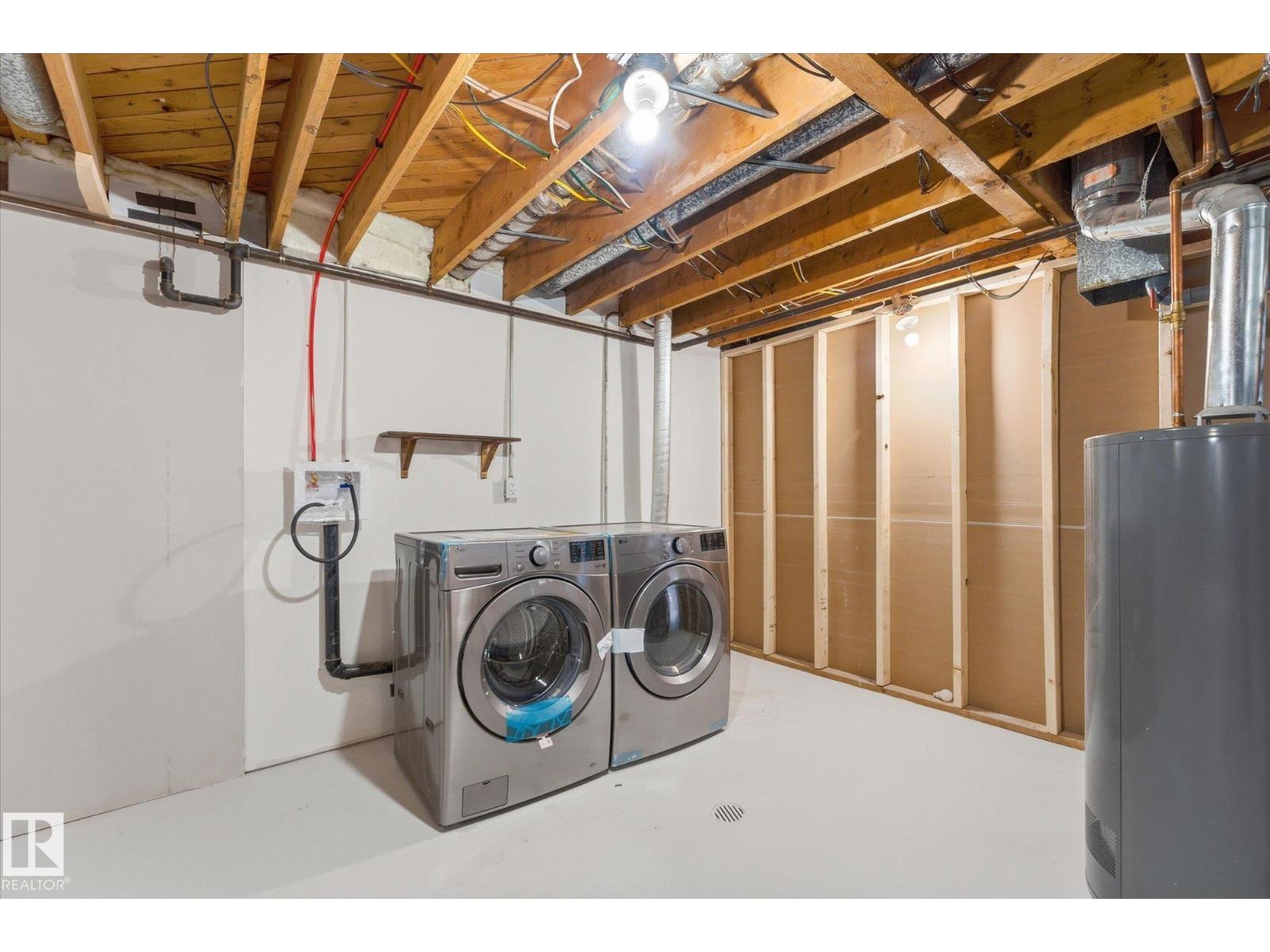 埃德蒙顿Rideau Park 4卧2卫独立屋|2034 sqft经典双层家庭住宅 - 37