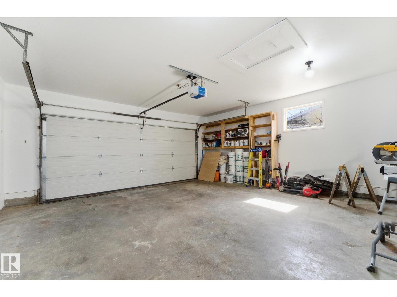 埃德蒙顿Rideau Park 4卧2卫独立屋|2034 sqft经典双层家庭住宅 - 41