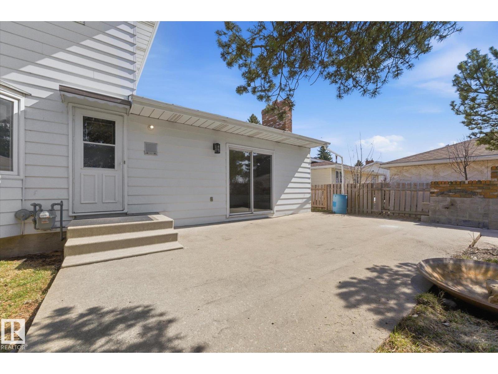 埃德蒙顿Rideau Park 4卧2卫独立屋|2034 sqft经典双层家庭住宅 - 51