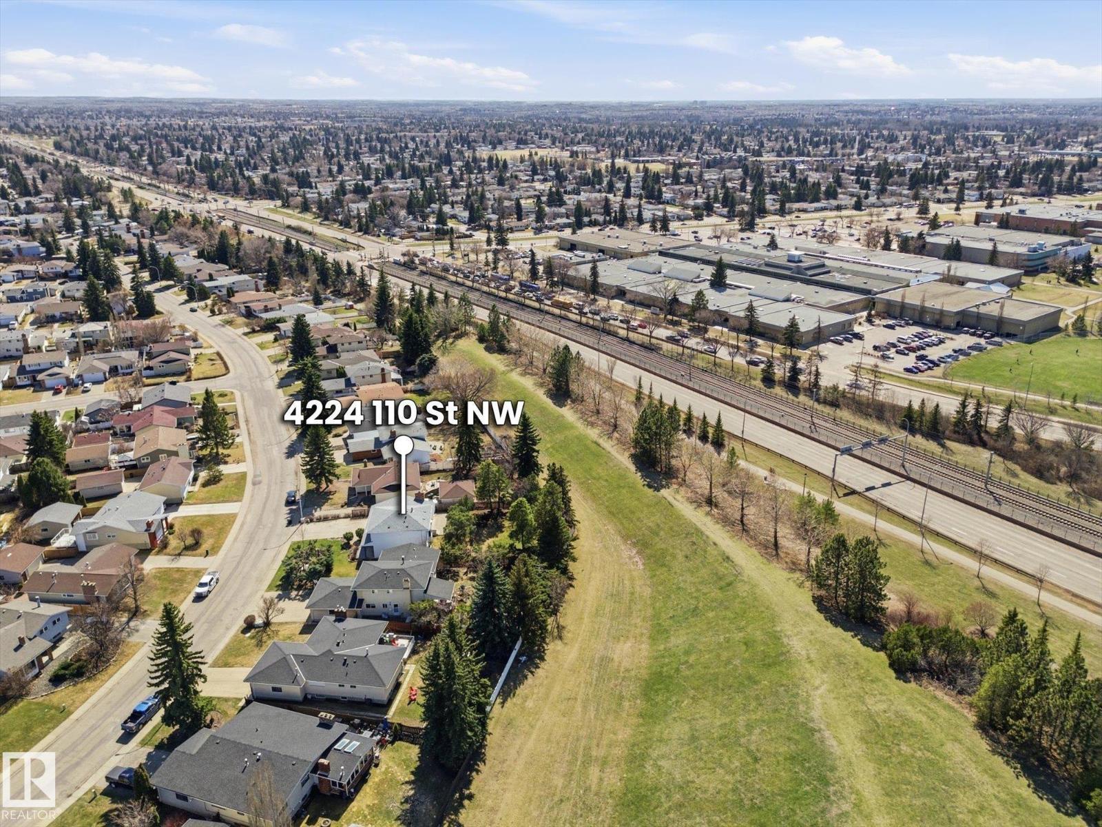 埃德蒙顿Rideau Park 4卧2卫独立屋|2034 sqft经典双层家庭住宅 - 56