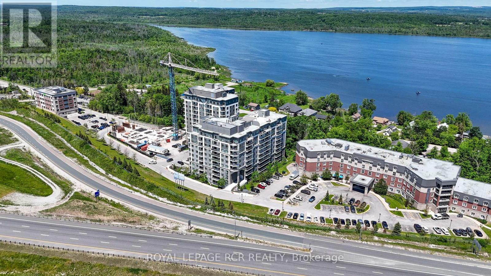808 - 58 LAKESIDE TERRACE, Barrie (Little Lake), Ontario L4M0L5