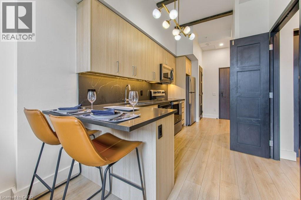 145 COLUMBIA Street W Unit# 202, Waterloo, Ontario N2L0K7