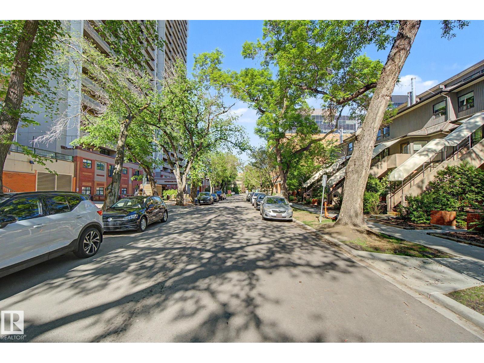 埃德蒙顿 Garneau 社区 2卧2卫精装联排公寓 - 40
