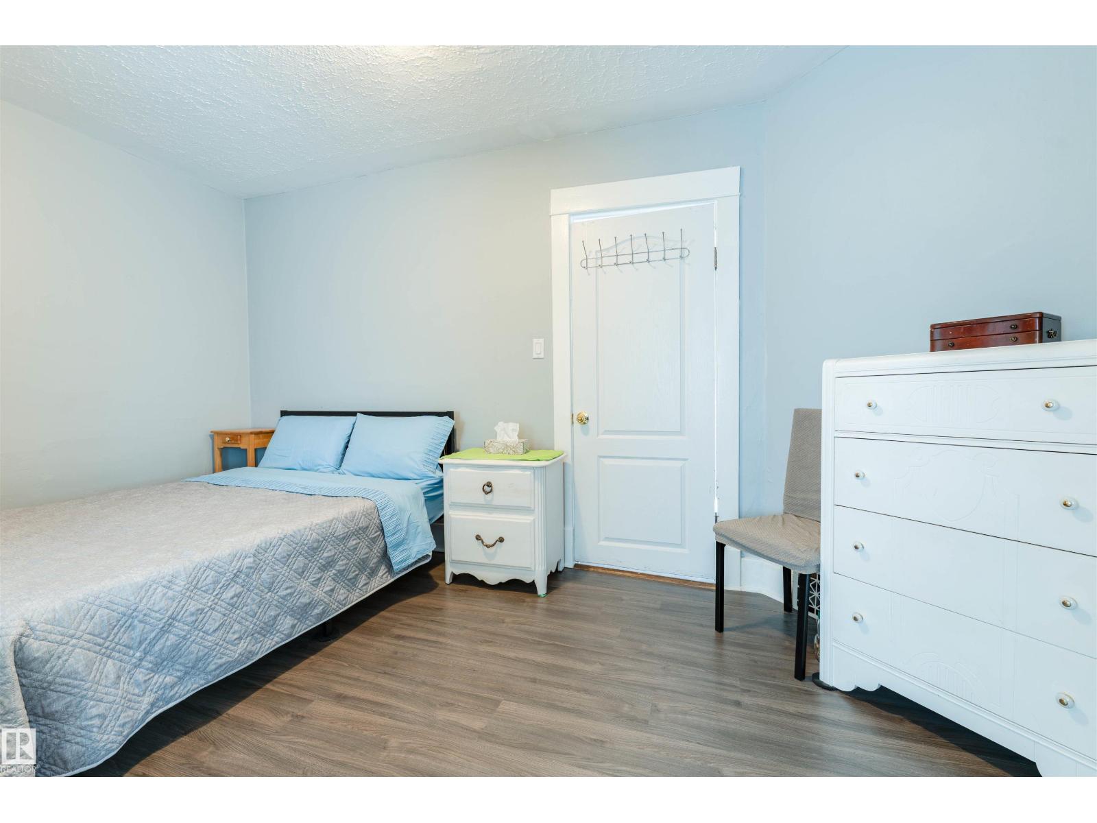 埃德蒙顿 Alberta Avenue 3卧2卫经典双层独立屋 - 21