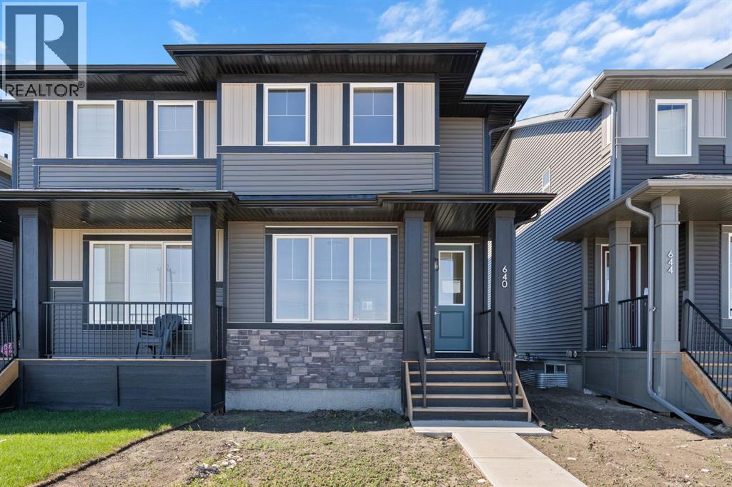 Duplex for Sale in 640 Sora Boulevard SE|Calgary, Alberta T3S0L6