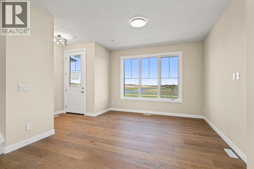Duplex for Sale in 640 Sora Boulevard SE|Calgary, Alberta T3S0L6 2
