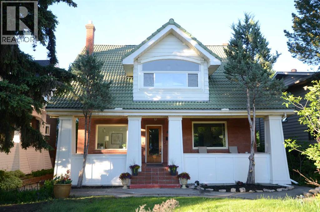 House for Sale in 342 Superior Avenue SW|Calgary, Alberta T3C2J2
