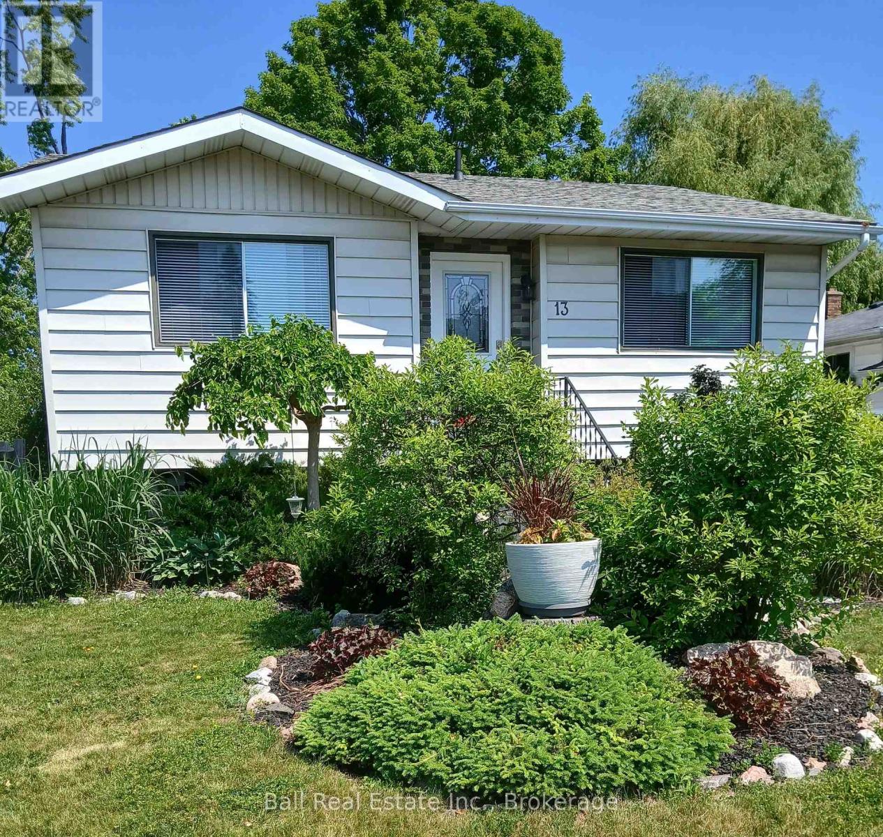 For sale: 13 COYLE CRESCENT, Selwyn, Ontario K0L2H0 - X13153914
