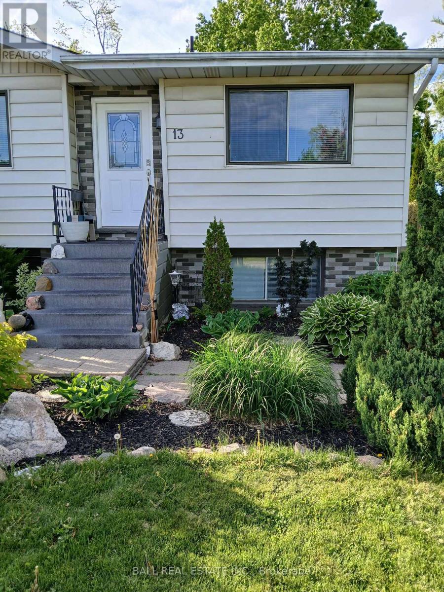 For sale: 13 COYLE CRESCENT, Selwyn, Ontario K0L2H0 - X13153914