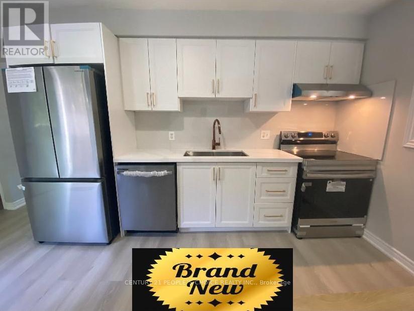 570B GLEN FORREST BOULEVARD, Waterloo, Ontario N2L4J5