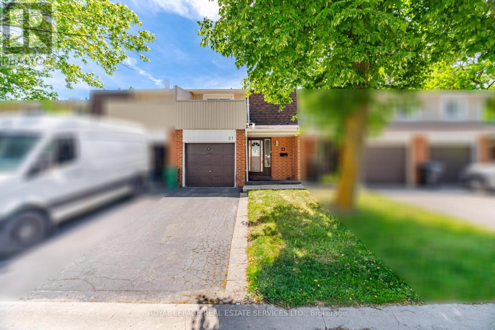 Row / Townhouse for Sale in 21 - 345 MEADOWS BOULEVARD|Mississauga (Rathwood), Ontario L4Z1G5 2