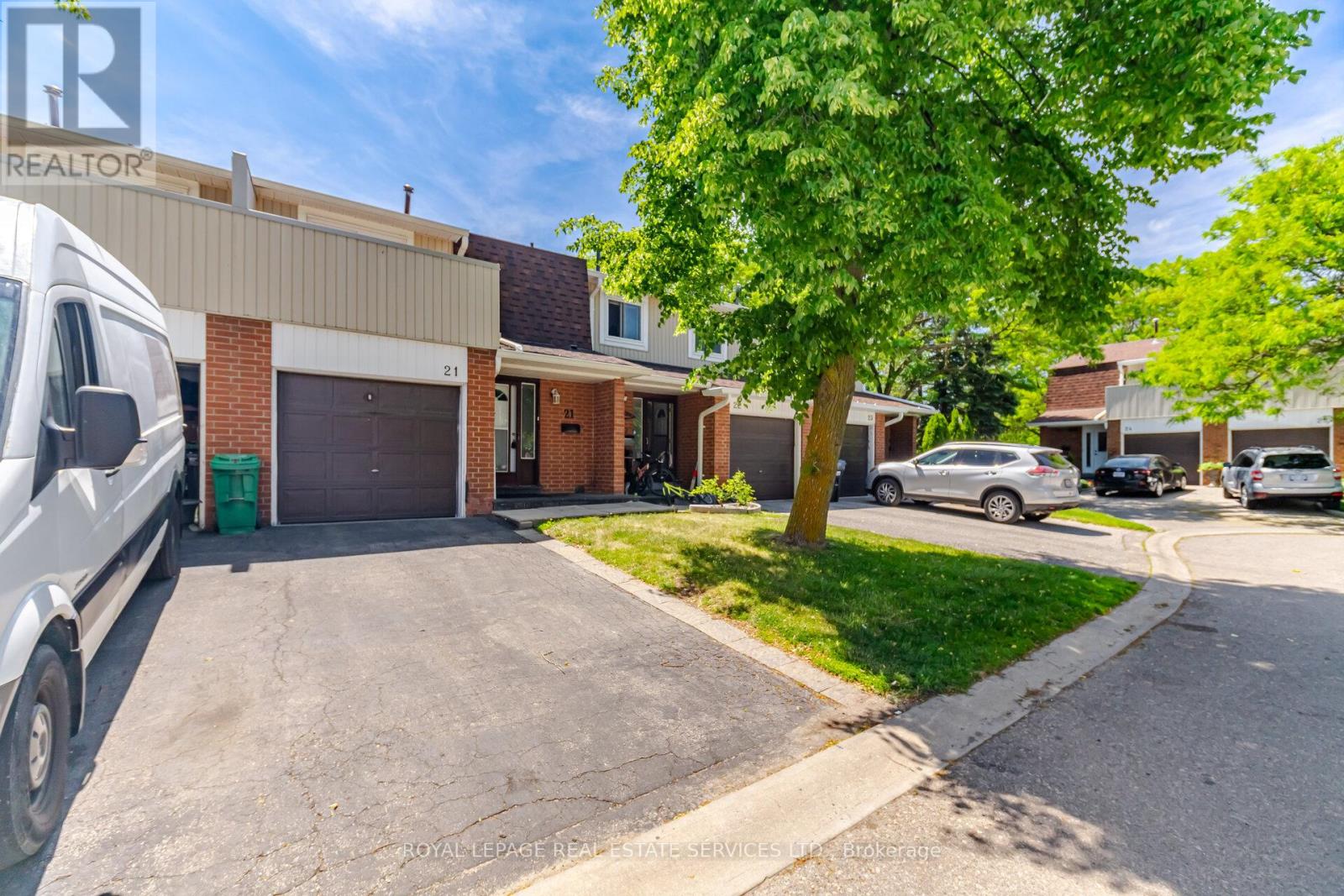 Row / Townhouse for Sale in 21 - 345 MEADOWS BOULEVARD|Mississauga (Rathwood), Ontario L4Z1G5 4