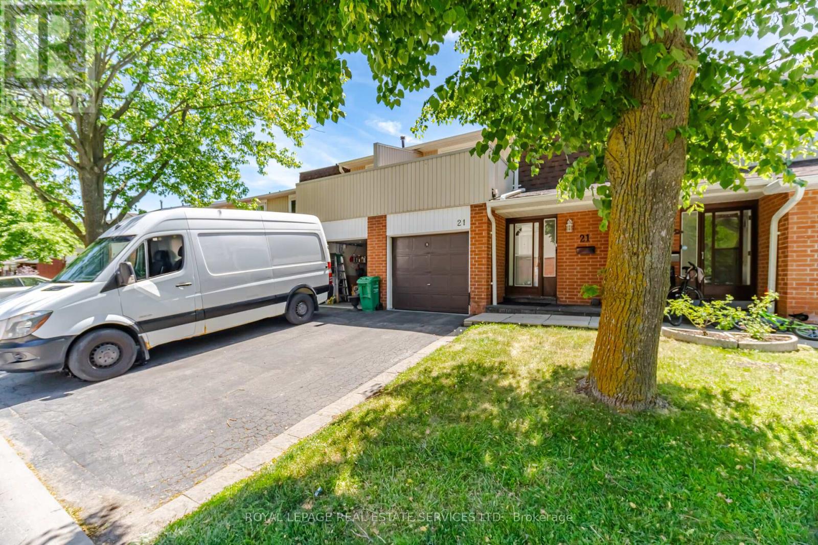 Row / Townhouse for Sale in 21 - 345 MEADOWS BOULEVARD|Mississauga (Rathwood), Ontario L4Z1G5 5