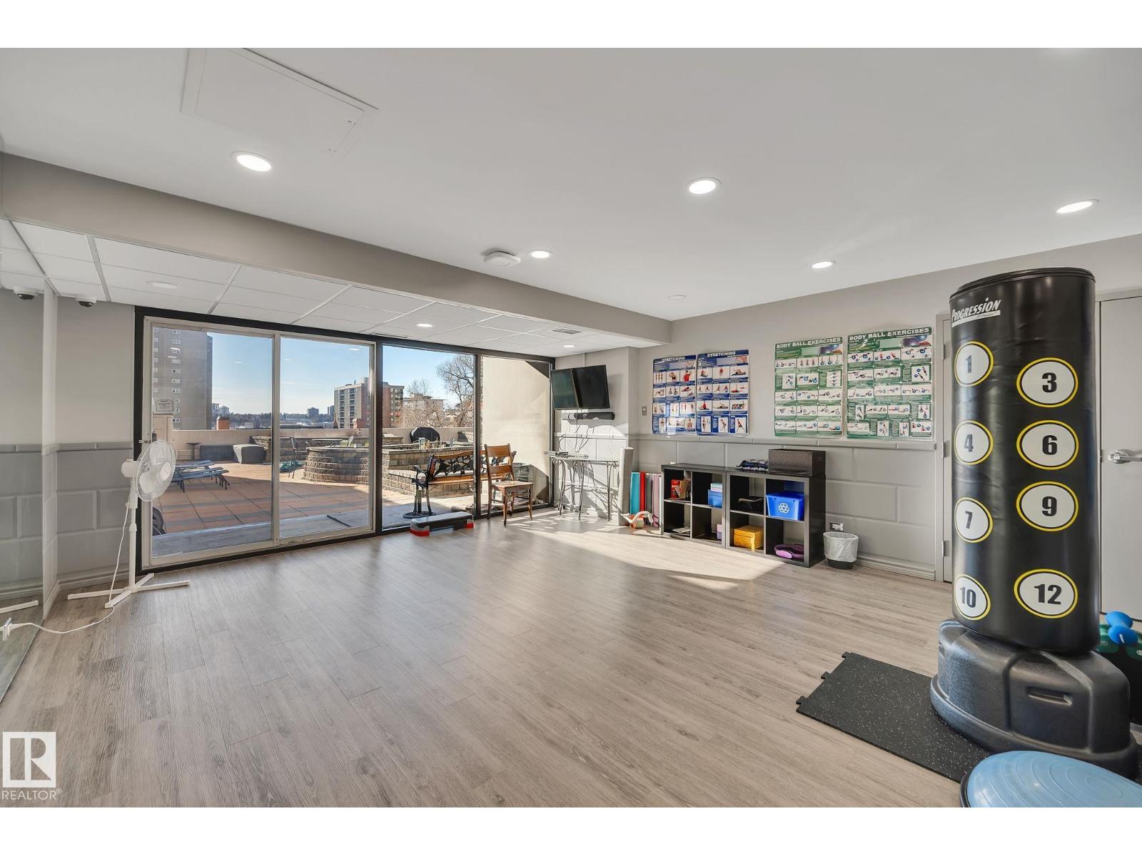 埃德蒙顿Downtown 2卧2卫高层公寓|河谷全景|双车位 - 39