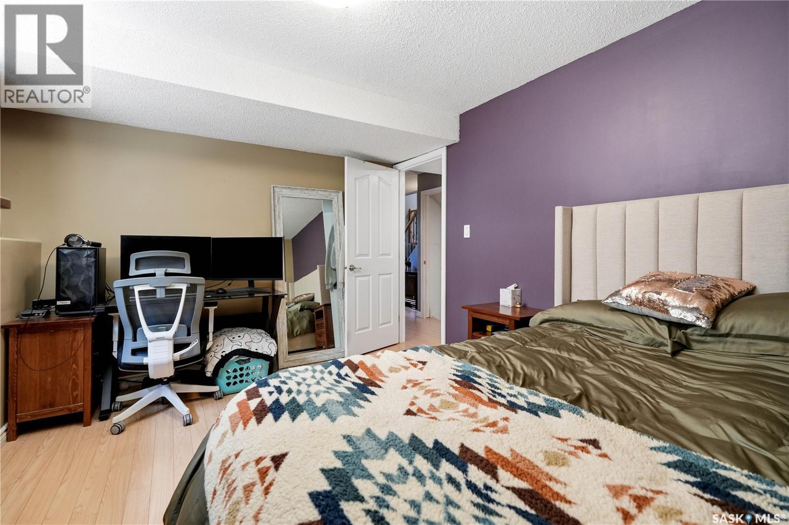 Regina Coronation Park 4卧3卫独立屋|全装修地下室|双车库 - 28