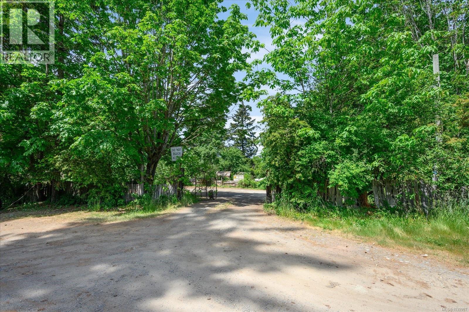 For sale: 1962 Burchell Rd, Nanaimo, British Columbia V9X1L5