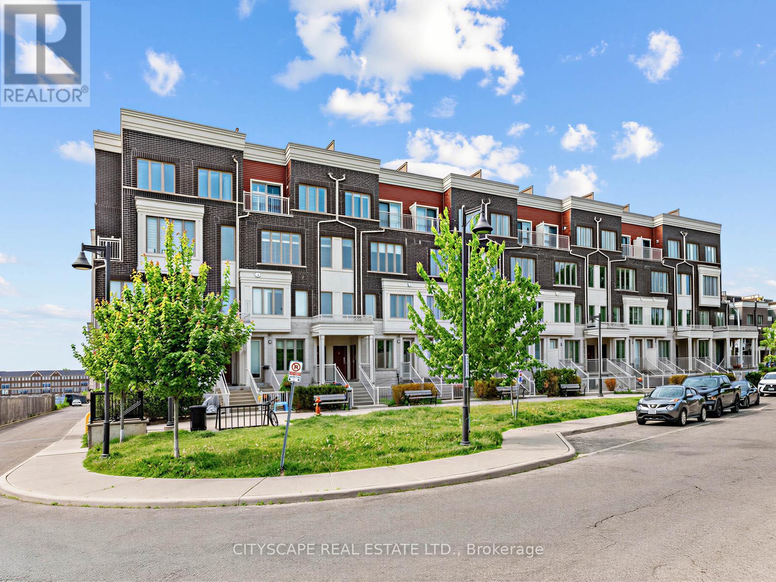 Row / Townhouse for Sale in 13 - 145 LONG BRANCH AVENUE|Toronto (Long Branch), Ontario M8W0A9