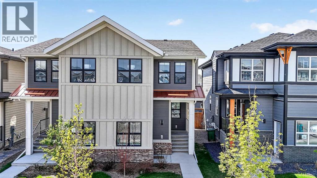 Duplex for Sale in 195 Magnolia Terrace SE|Calgary, Alberta T3M3N2