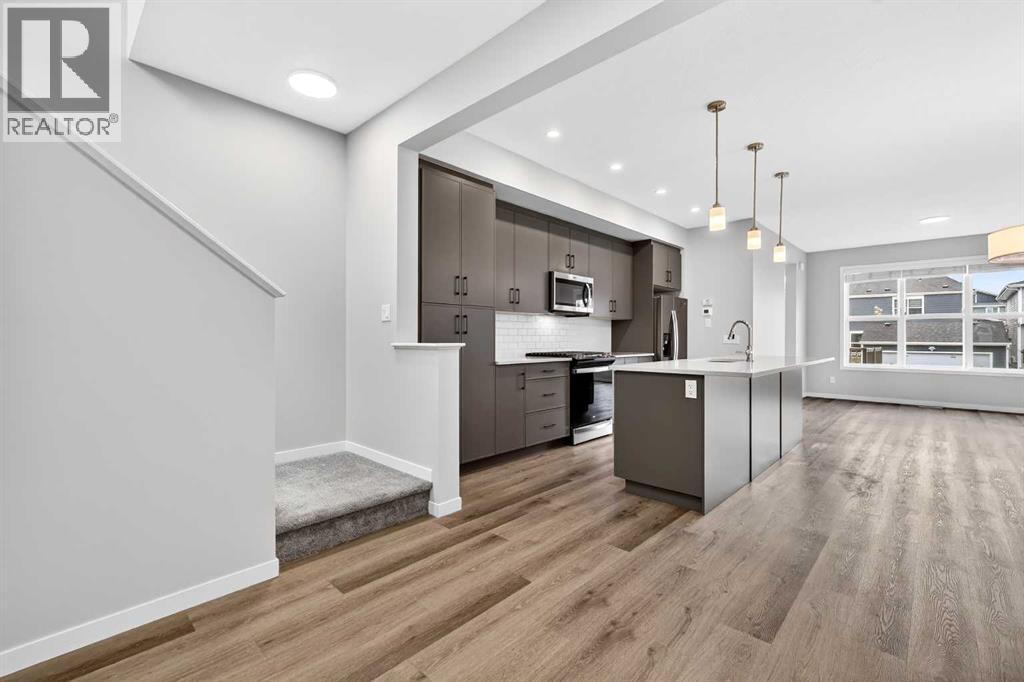 Duplex for Sale in 195 Magnolia Terrace SE|Calgary, Alberta T3M3N2 4