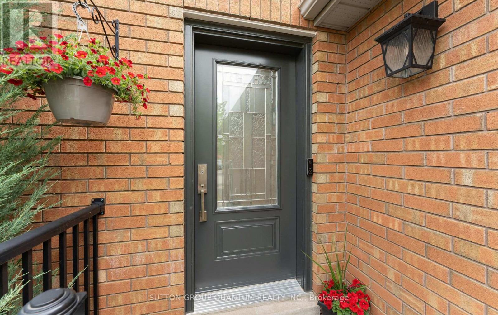 Row / Townhouse for Sale in 3329 BOBWHITE MEWS|Mississauga (Lisgar), Ontario L5N6E8 3