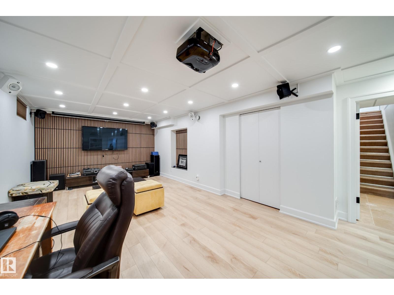埃德蒙顿Highlands现代农舍风豪宅|5卧6卫河景独立屋 - 47