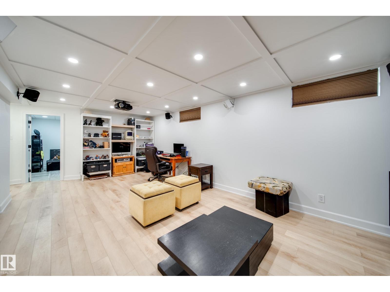 埃德蒙顿Highlands现代农舍风豪宅|5卧6卫河景独立屋 - 49