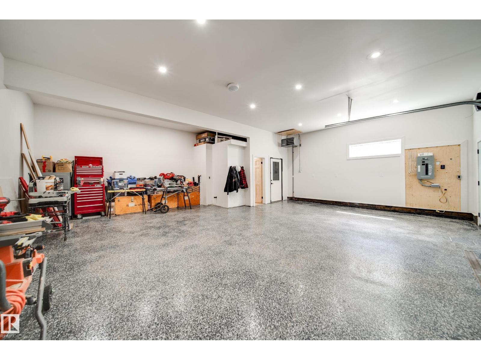 埃德蒙顿Highlands现代农舍风豪宅|5卧6卫河景独立屋 - 62