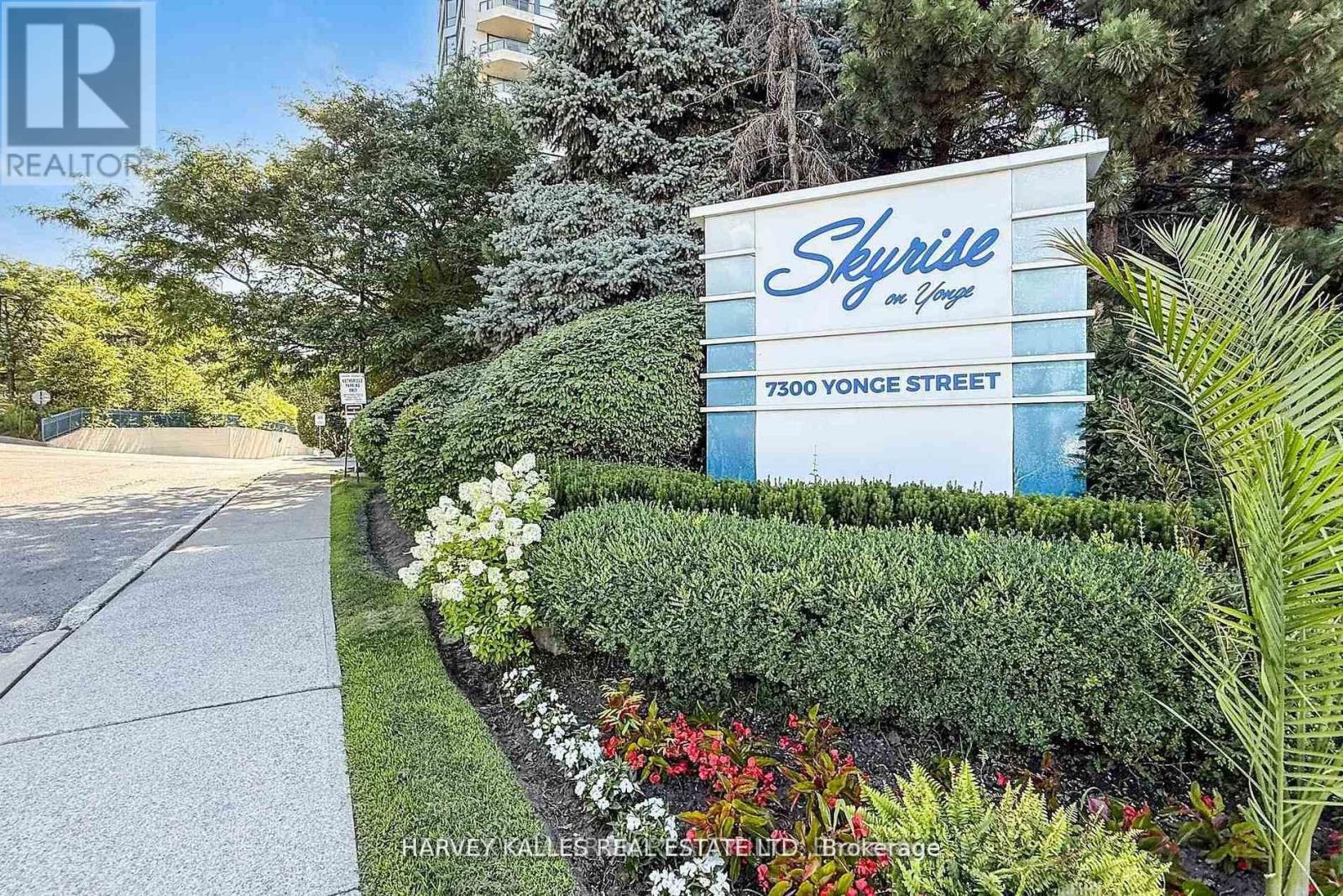 311 - 7300 YONGE STREET