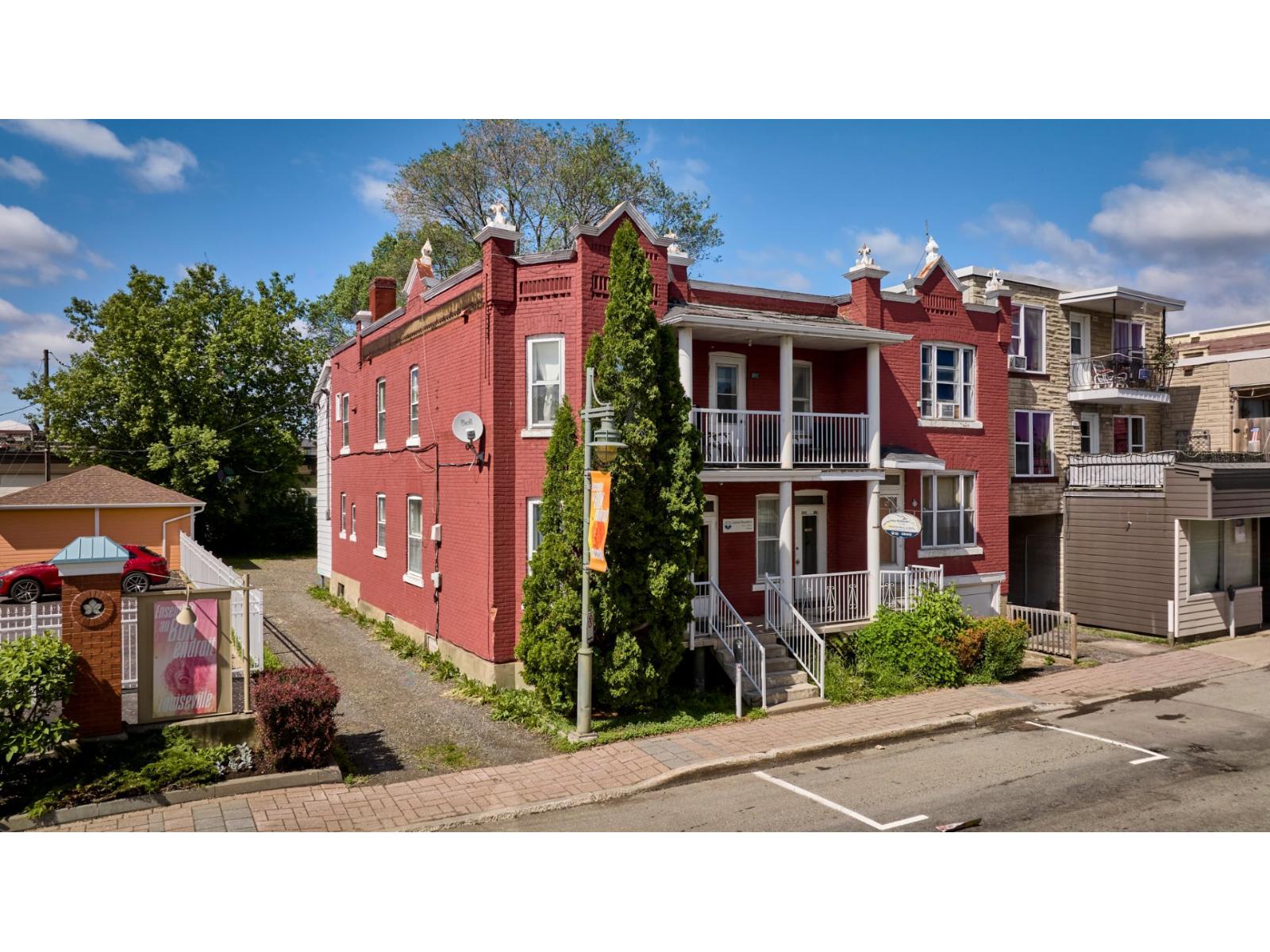 388-392 Av. St-Laurent, Louiseville, Quebec J5V1K3