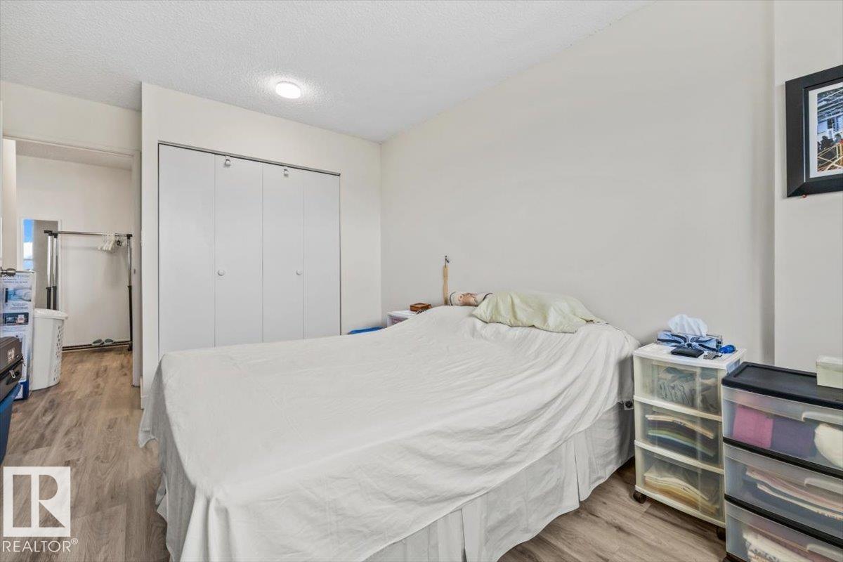 埃德蒙顿West Meadowlark Park|1卧1卫明亮公寓|12.5万 - 14