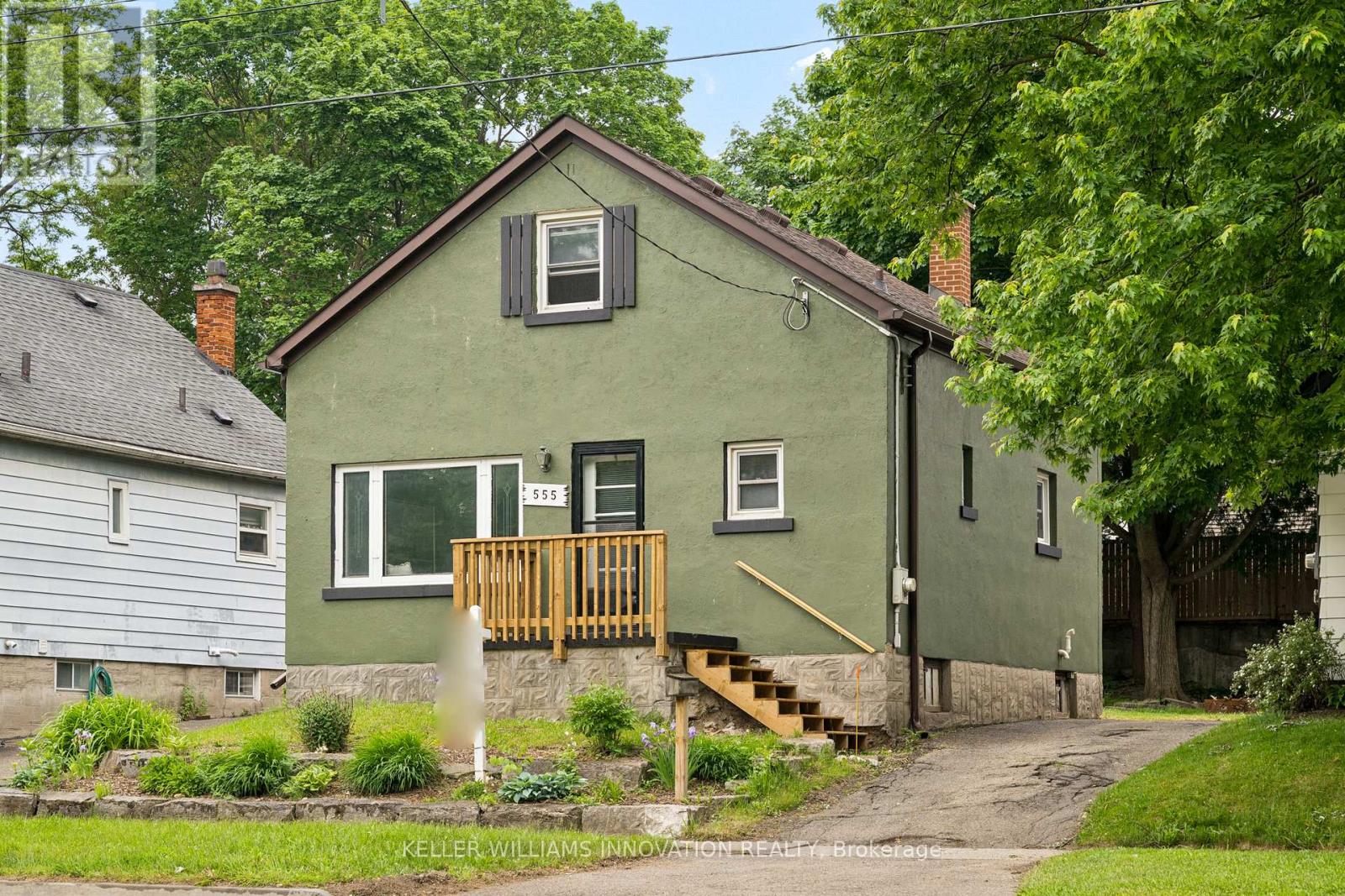 555 WELLINGTON STREET N, Kitchener, Ontario N2H5L6