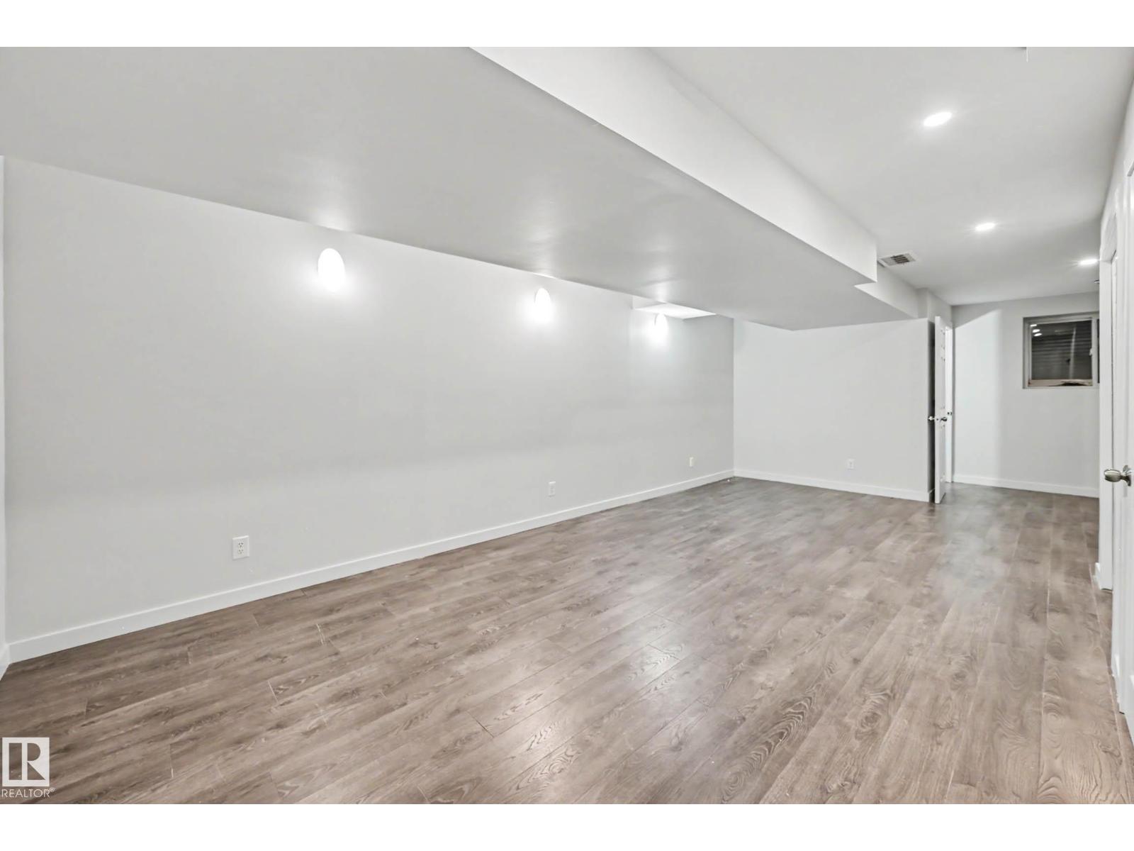 埃德蒙顿McConachie社区|3卧4卫独立屋|2020年建近1500尺 - 25