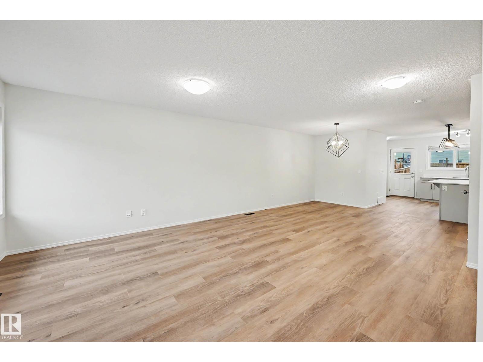 埃德蒙顿McConachie社区|3卧4卫独立屋|2020年建近1500尺 - 7