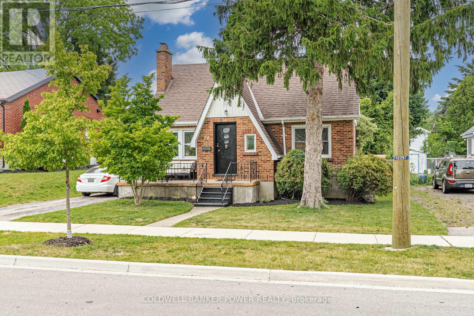 24 LAMBETH AVENUE, London South (South G), Ontario N6C2L4