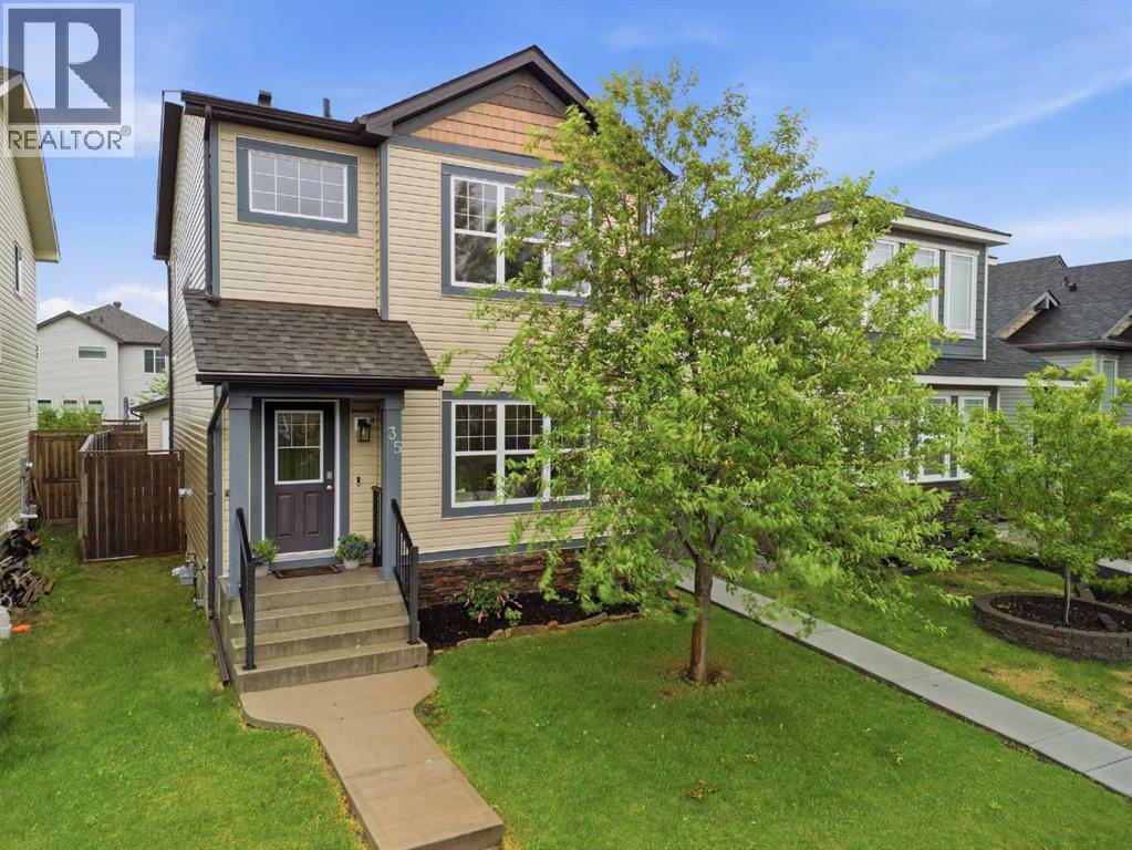 House for Sale in 35 Covecreek Place NE|Calgary, Alberta T3K0L3