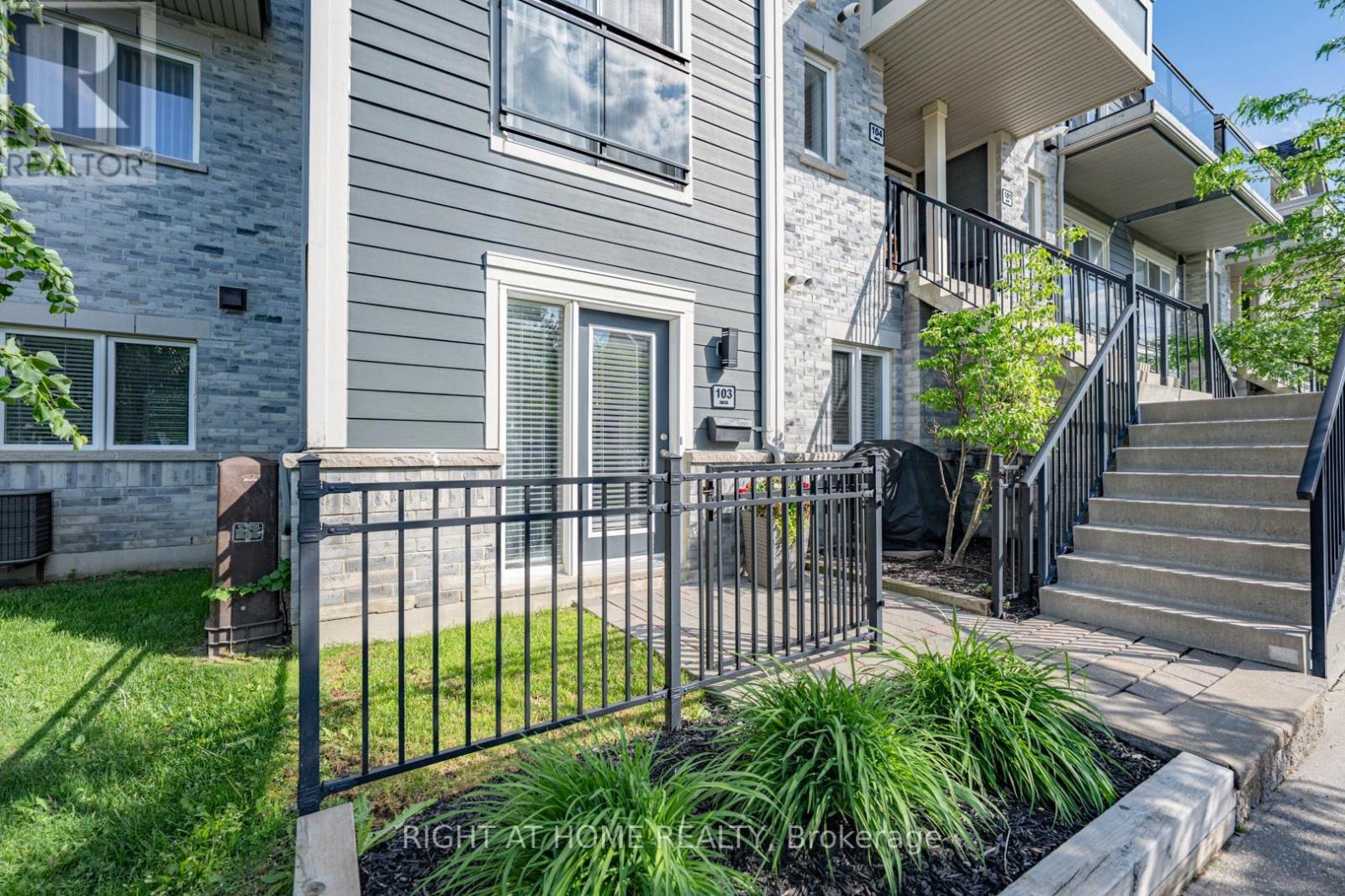 Row / Townhouse for Sale in 103 - 5035 OSCAR PETERSON BOULEVARD|Mississauga (Churchill Meadows), Ontario L5M0P4 5