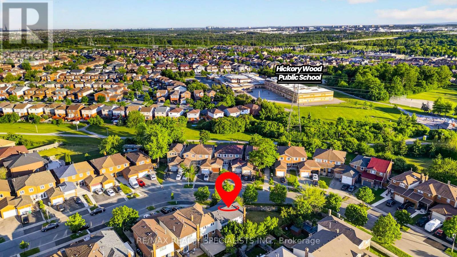 Row / Townhouse for Sale in 70 TULIP DRIVE|Brampton (Fletcher's Creek South), Ontario L6Y3W7 3