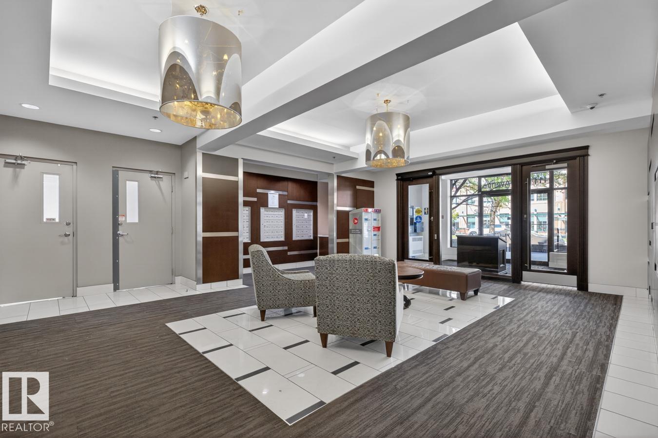 埃德蒙顿 Garneau 社区|3卧2卫现代精装公寓|Whyte Avenue 核心地段 - 35