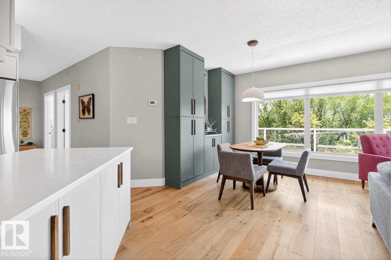 埃德蒙顿 Garneau 社区|3卧2卫现代精装公寓|Whyte Avenue 核心地段 - 8