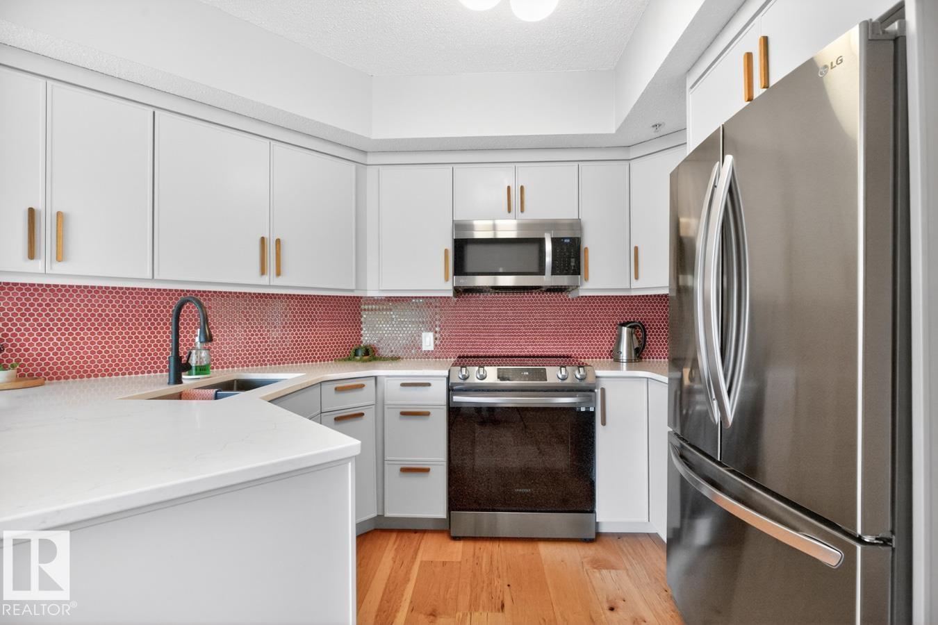 埃德蒙顿 Garneau 社区|3卧2卫现代精装公寓|Whyte Avenue 核心地段 - 9