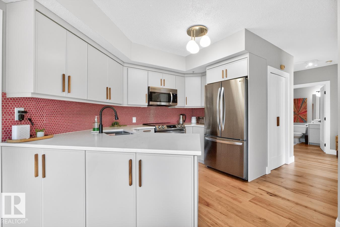 埃德蒙顿 Garneau 社区|3卧2卫现代精装公寓|Whyte Avenue 核心地段 - 7