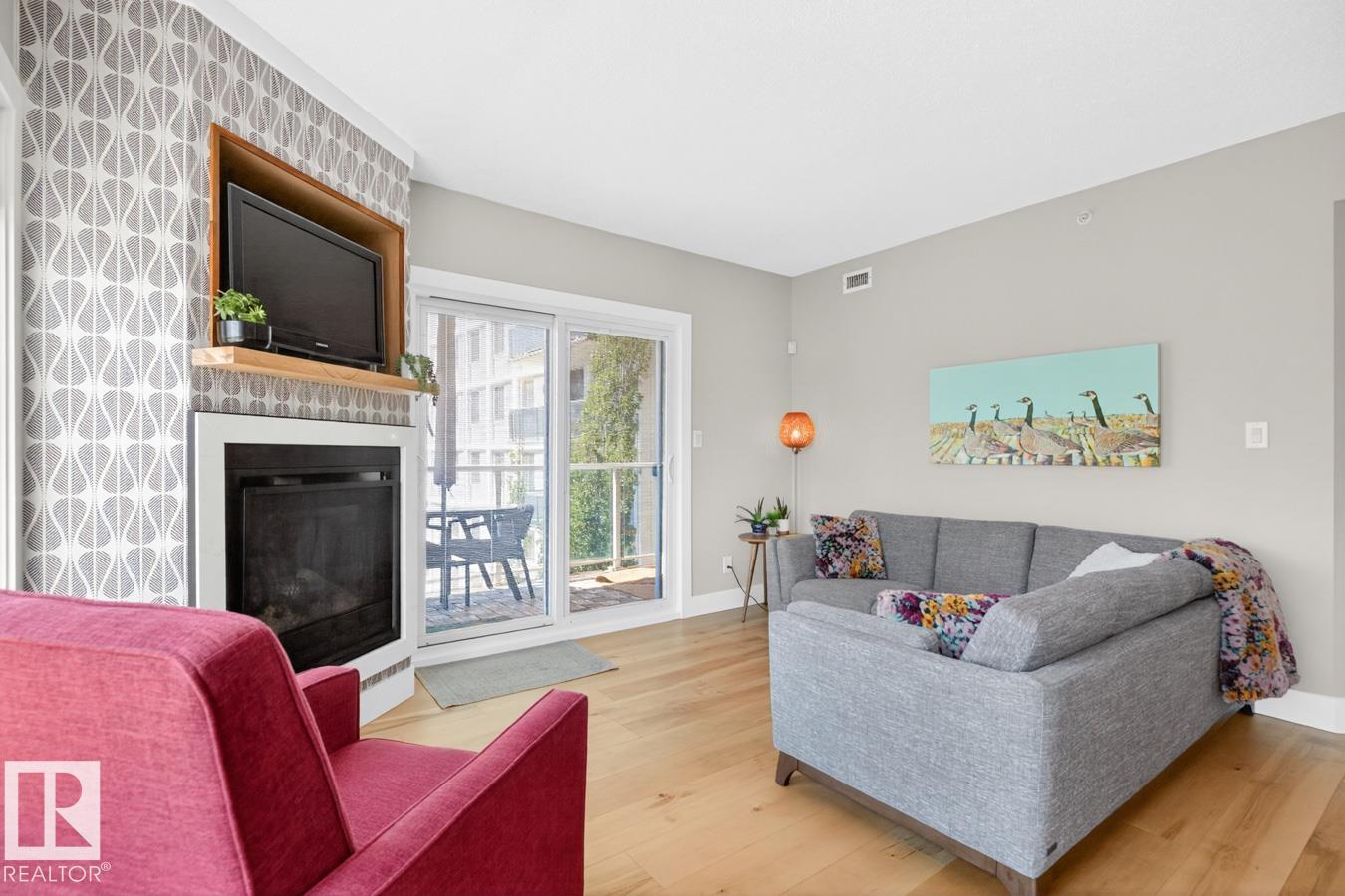埃德蒙顿 Garneau 社区|3卧2卫现代精装公寓|Whyte Avenue 核心地段 - 12