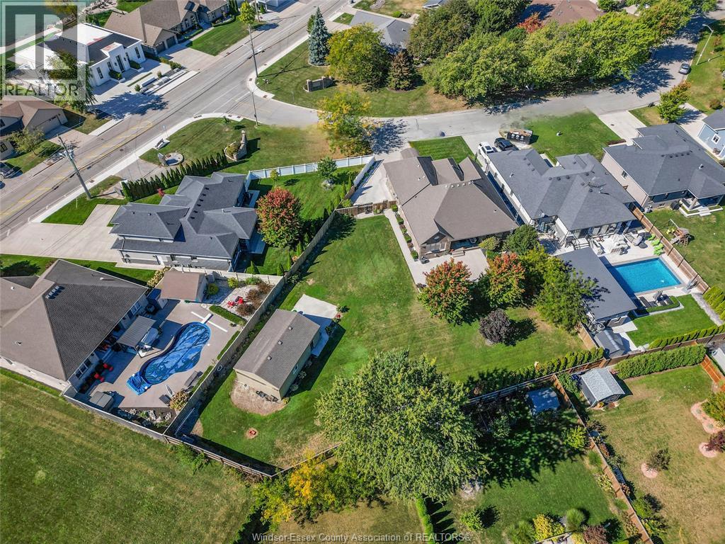 For sale: 2 MALIBU DRIVE, Leamington, Ontario N8H5G4 - 26013739